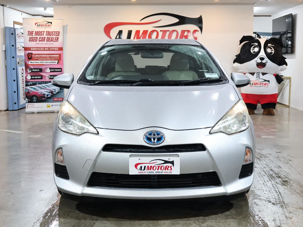 Vehicle image 2