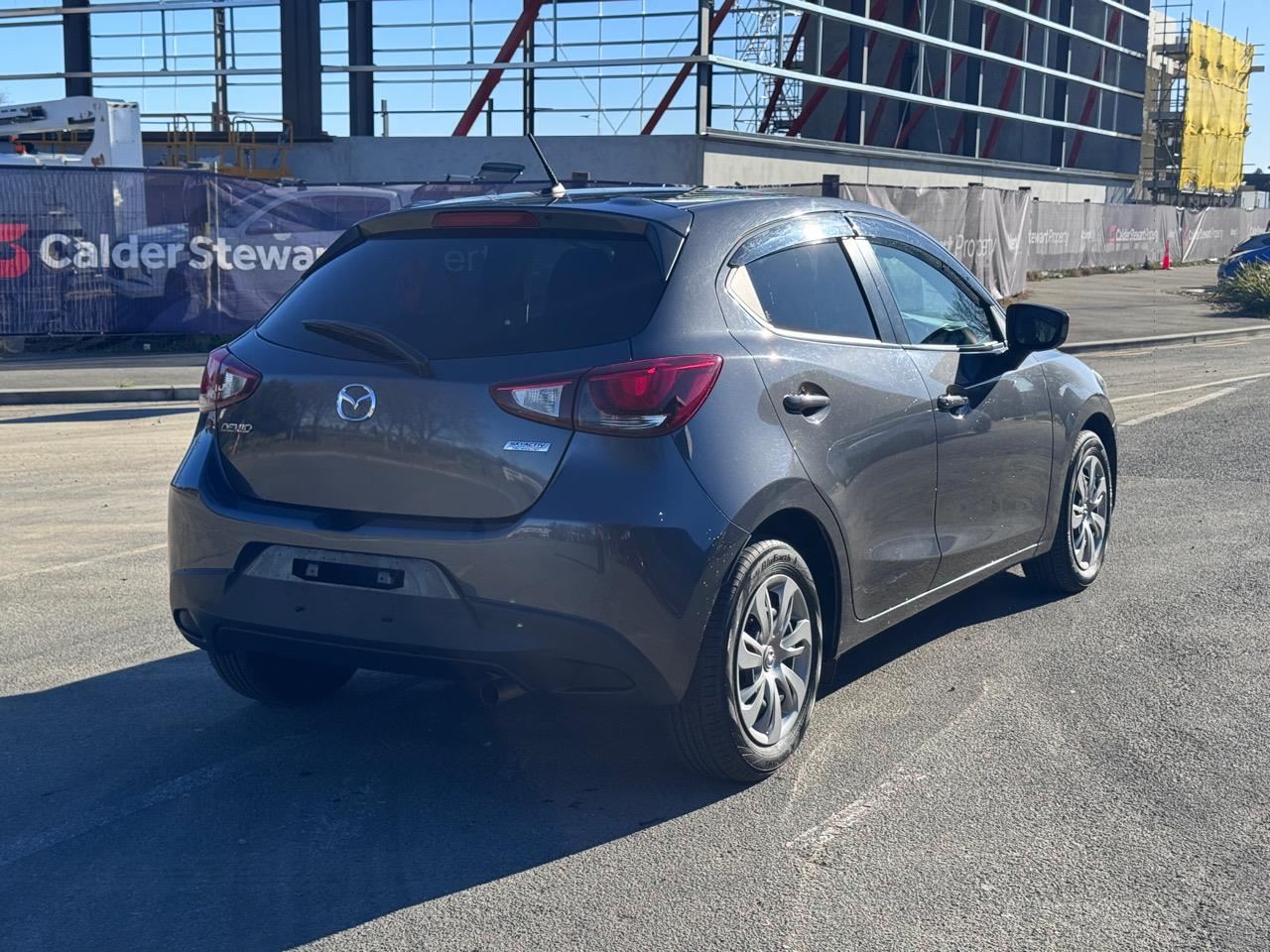 Vehicle image 5