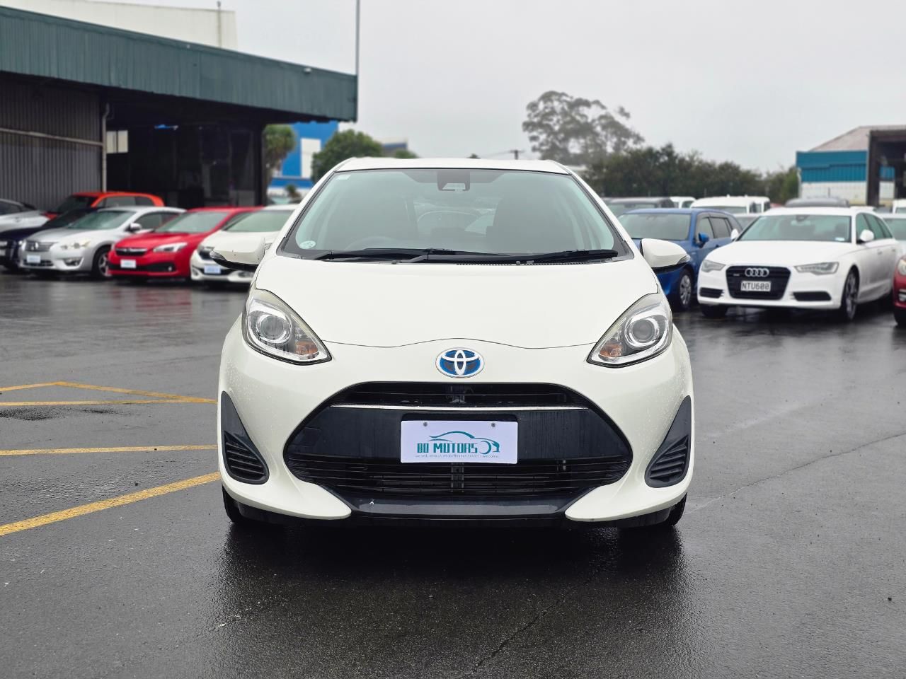 Vehicle image 2