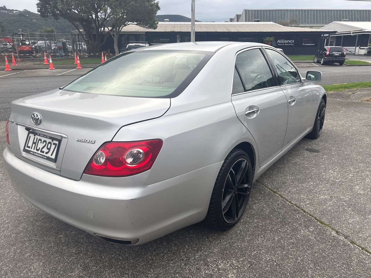 Vehicle image 4