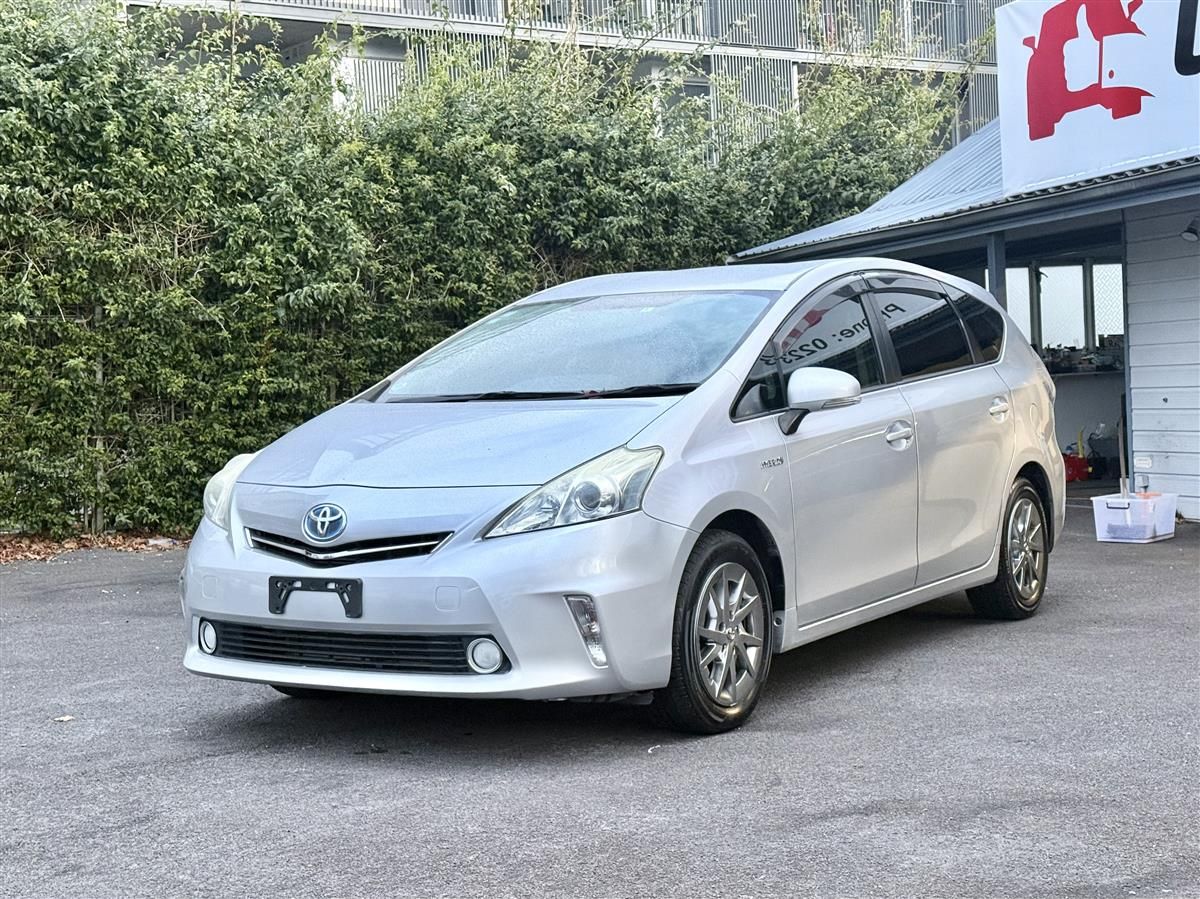Vehicle image 5