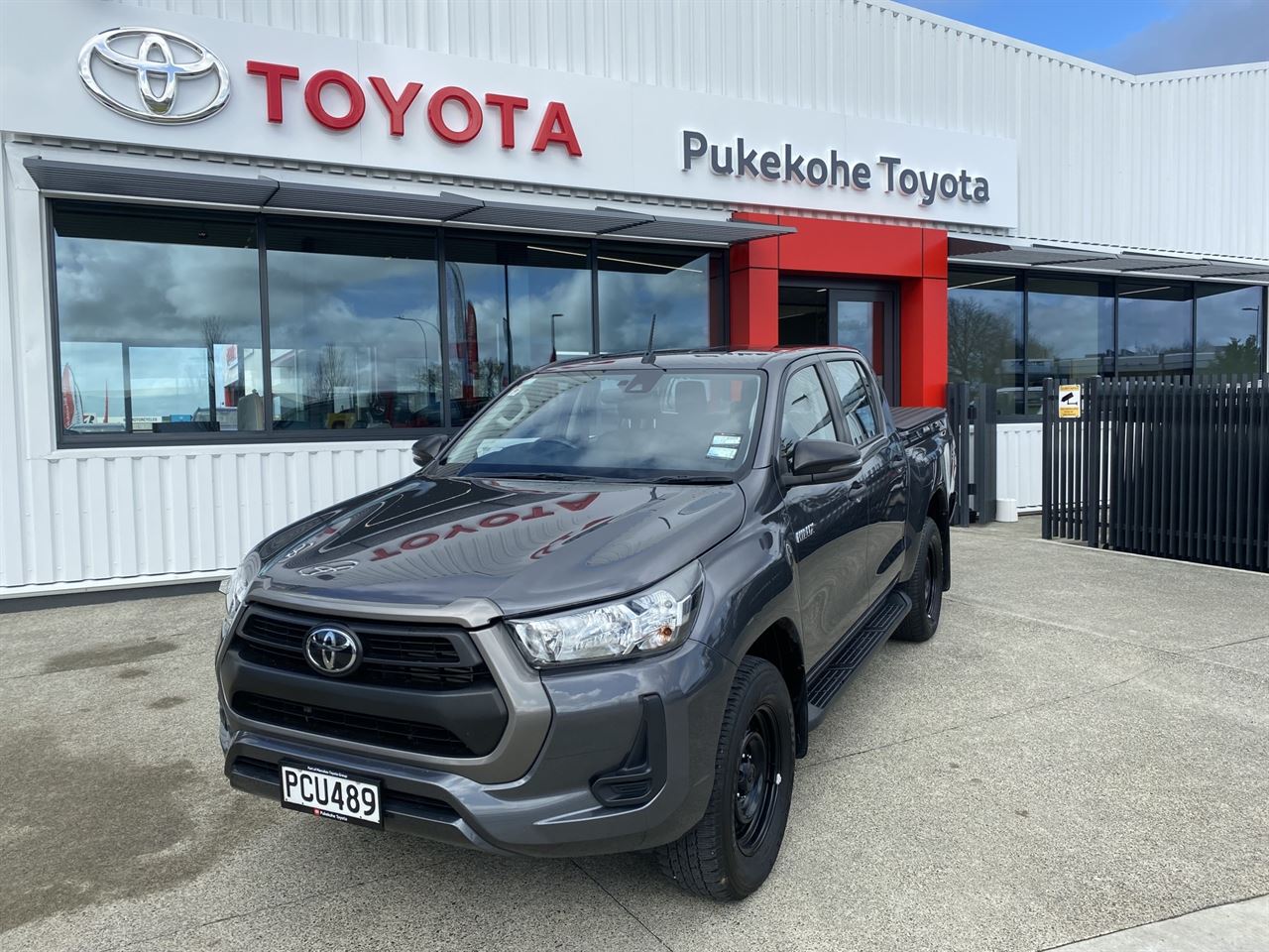 Vehicle image 1