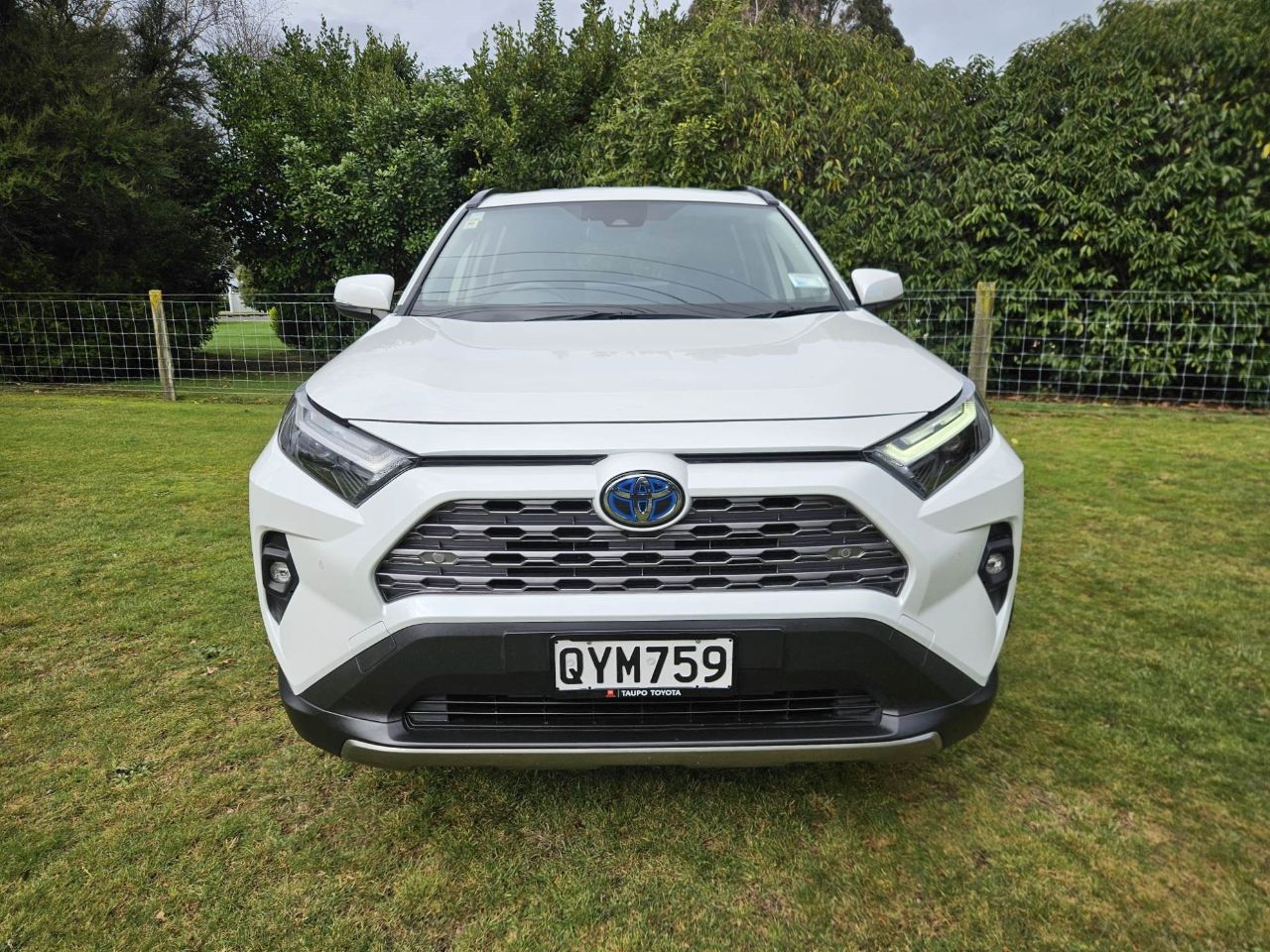 Vehicle image 3