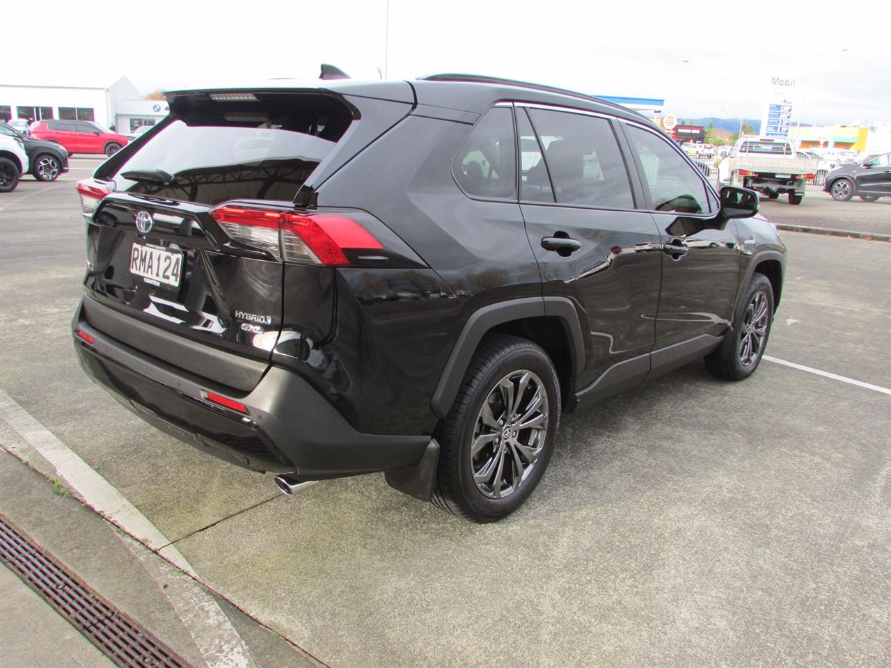Vehicle image 2