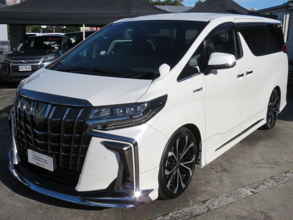 Vehicle image 3