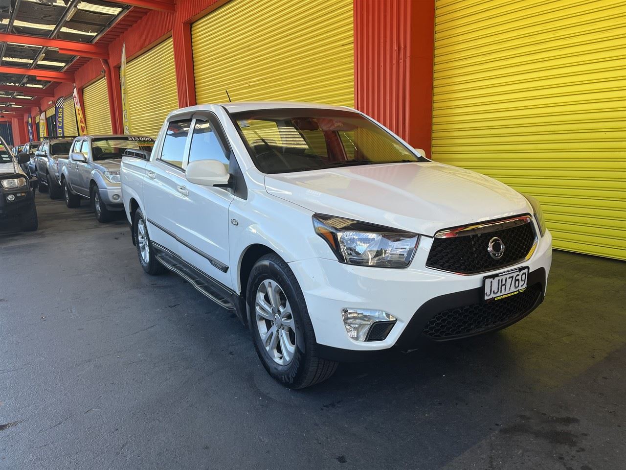 Vehicle image 1
