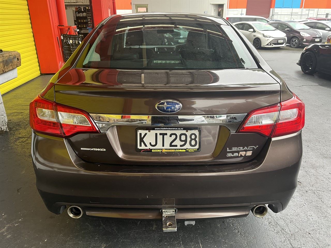 Vehicle image 5