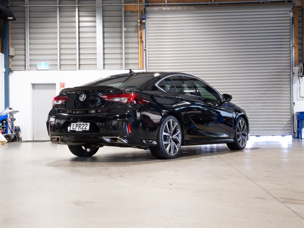 Vehicle image 5
