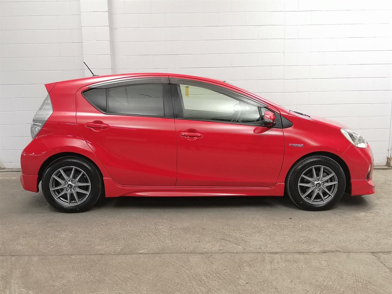 Vehicle image 3