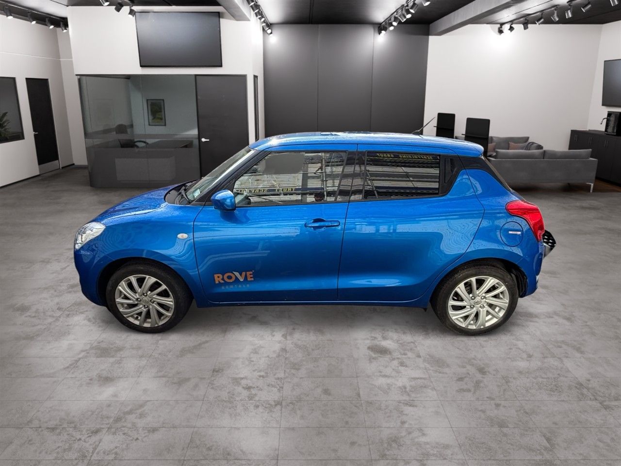 Vehicle image 3