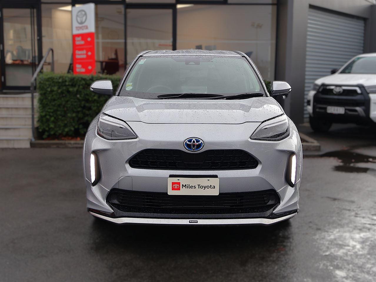 Vehicle image 2