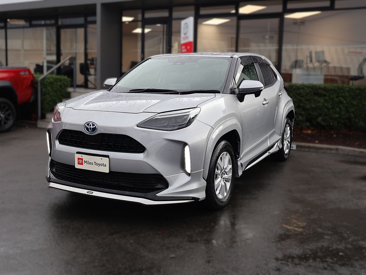 Vehicle image 3