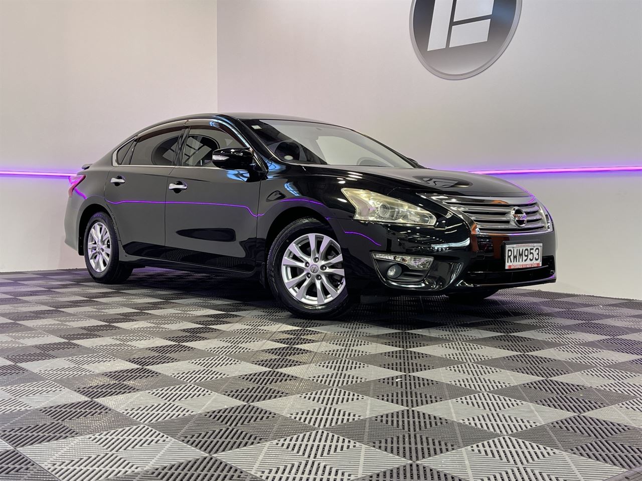 Vehicle image 1