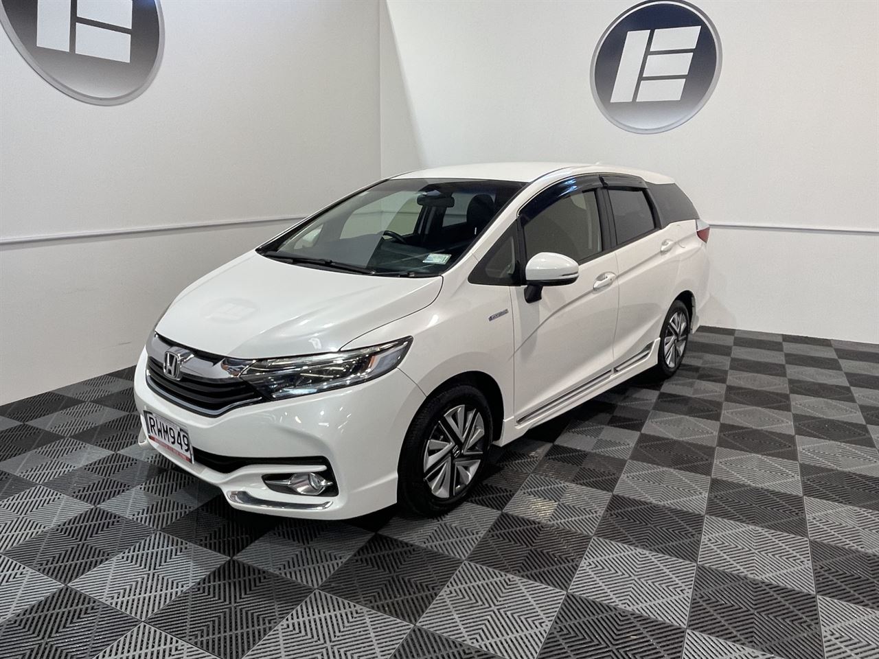 Vehicle image 3