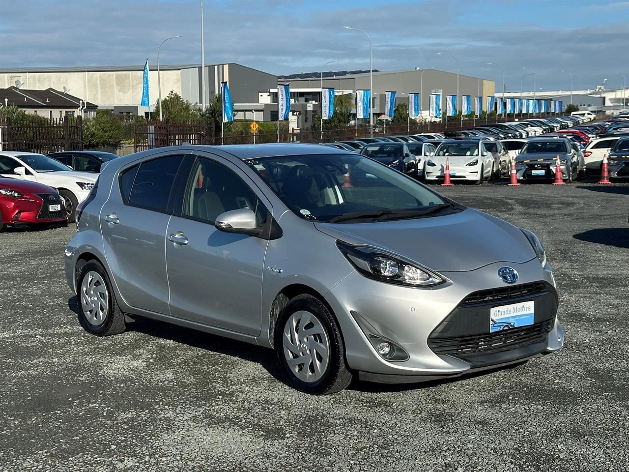 Vehicle image 1