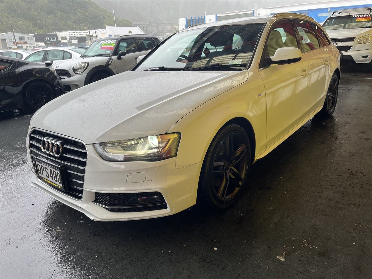 Vehicle image 3
