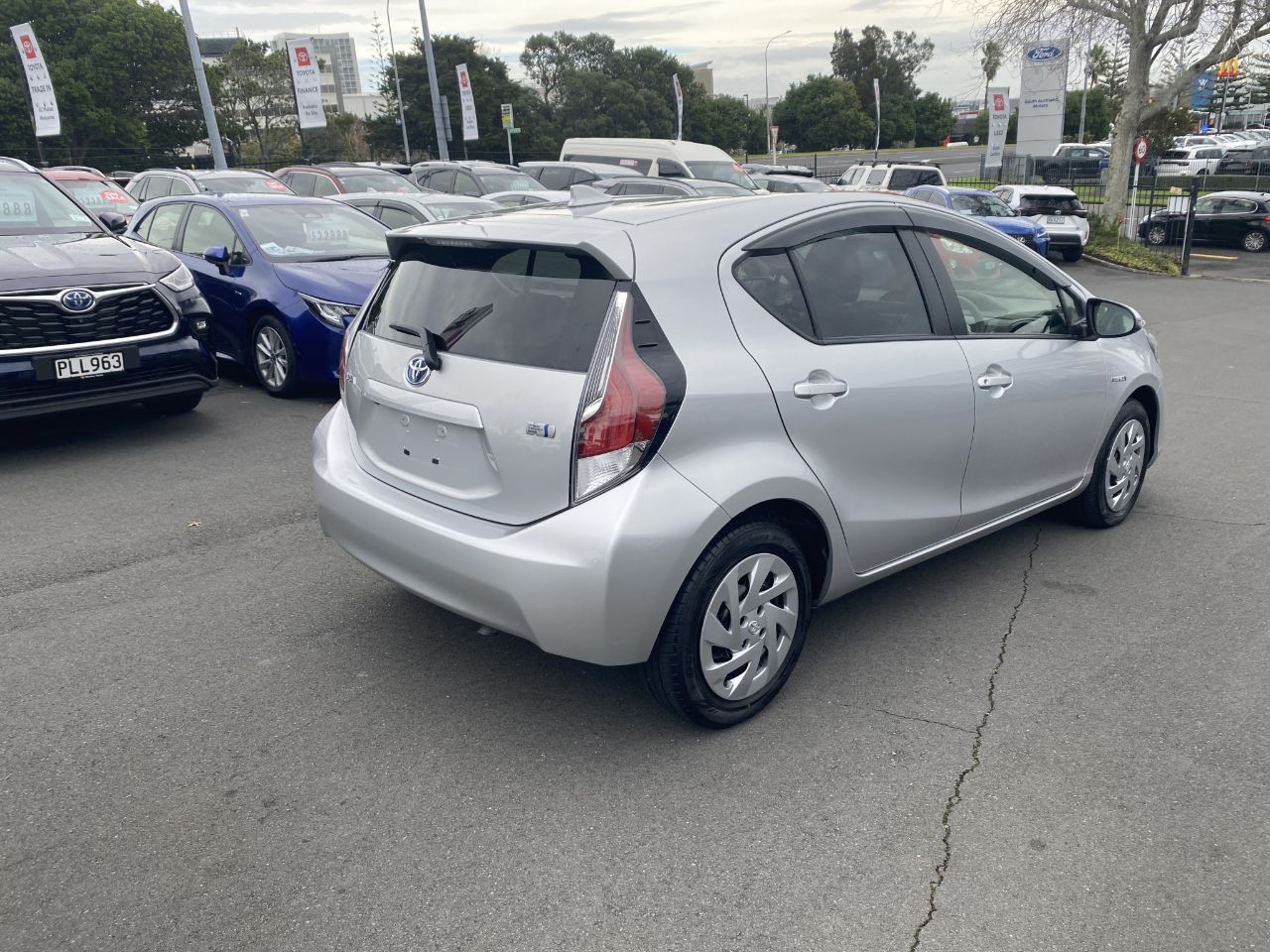 Vehicle image 2