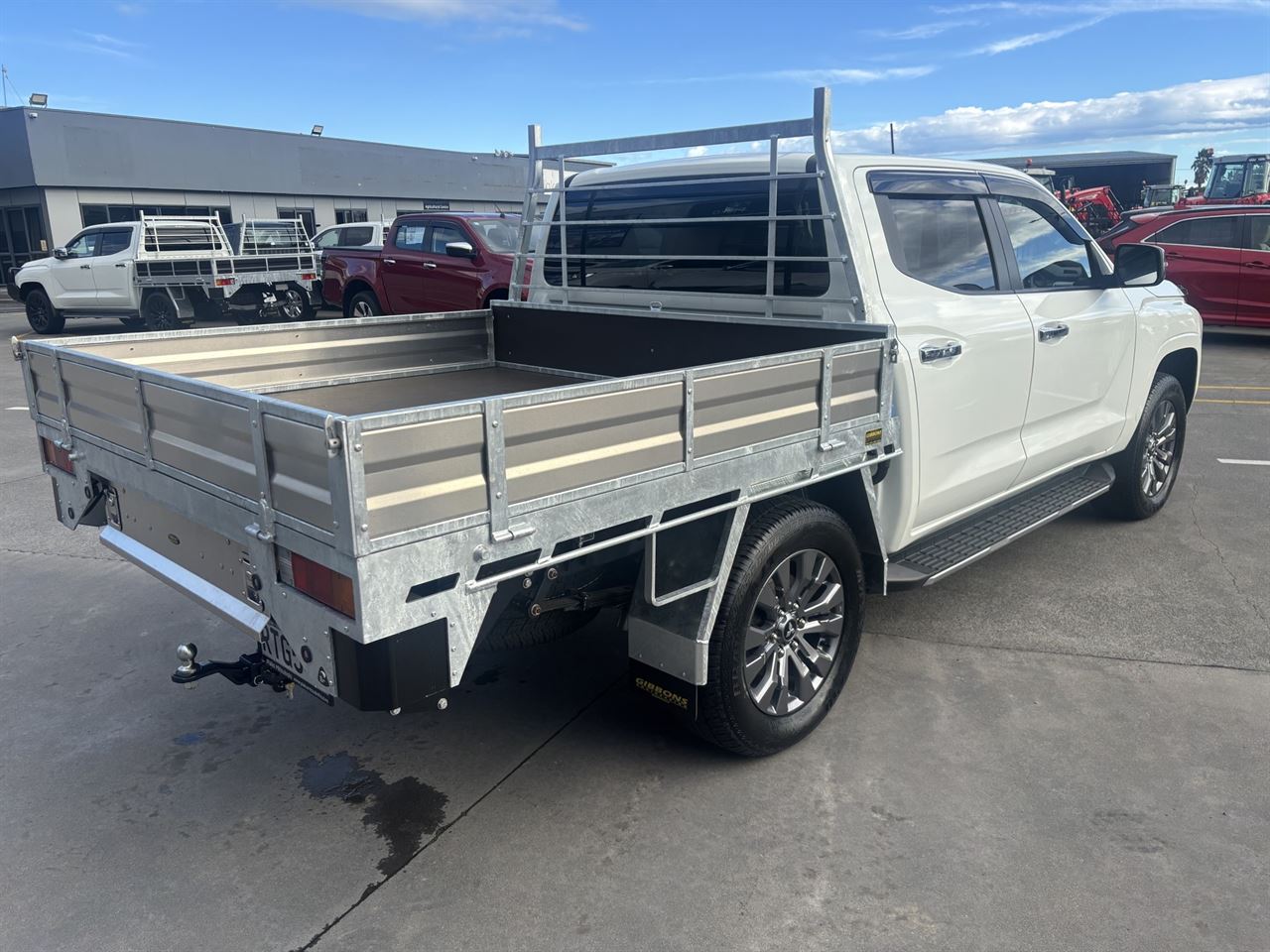 Vehicle image 3