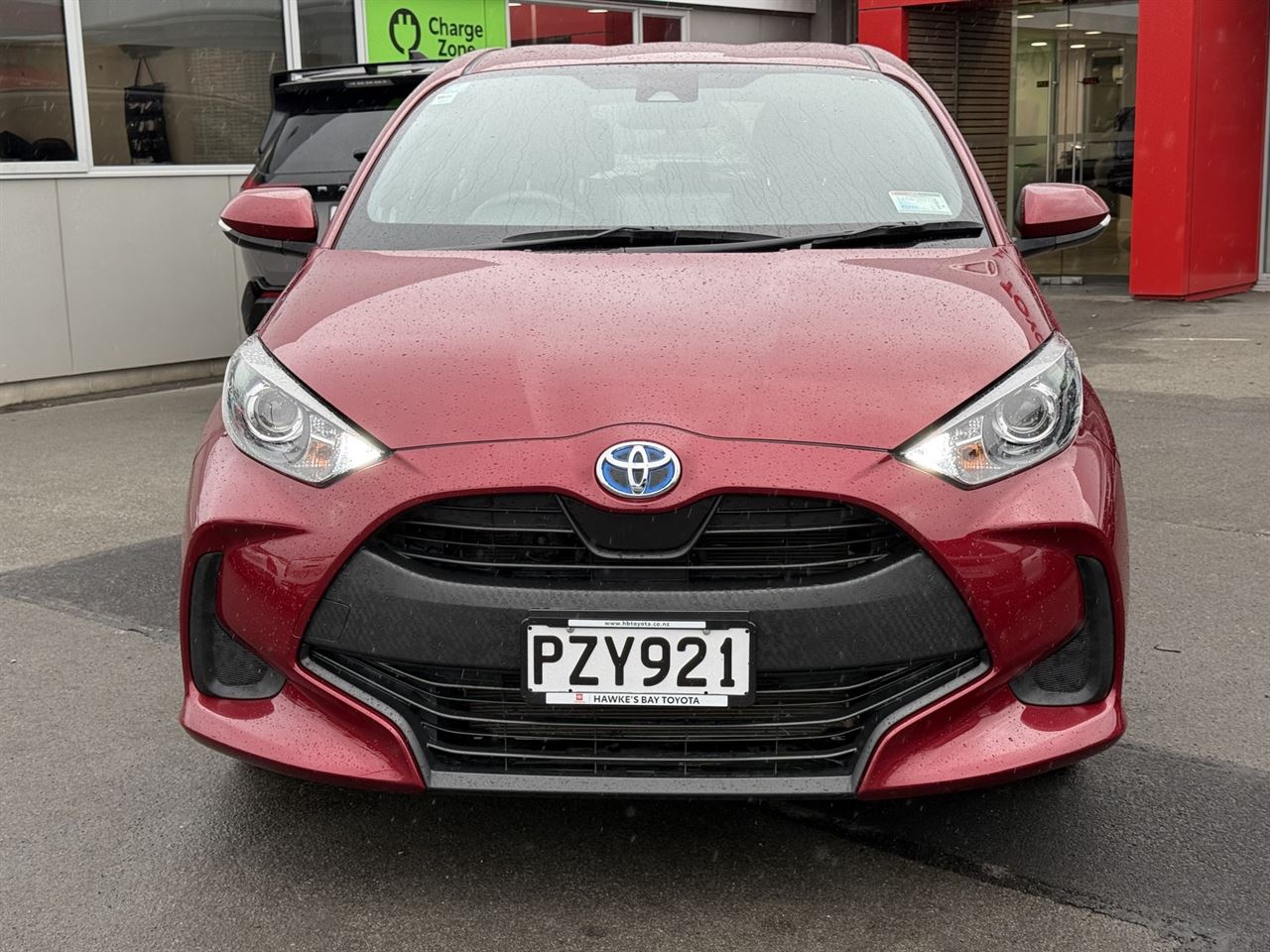 Vehicle image 4