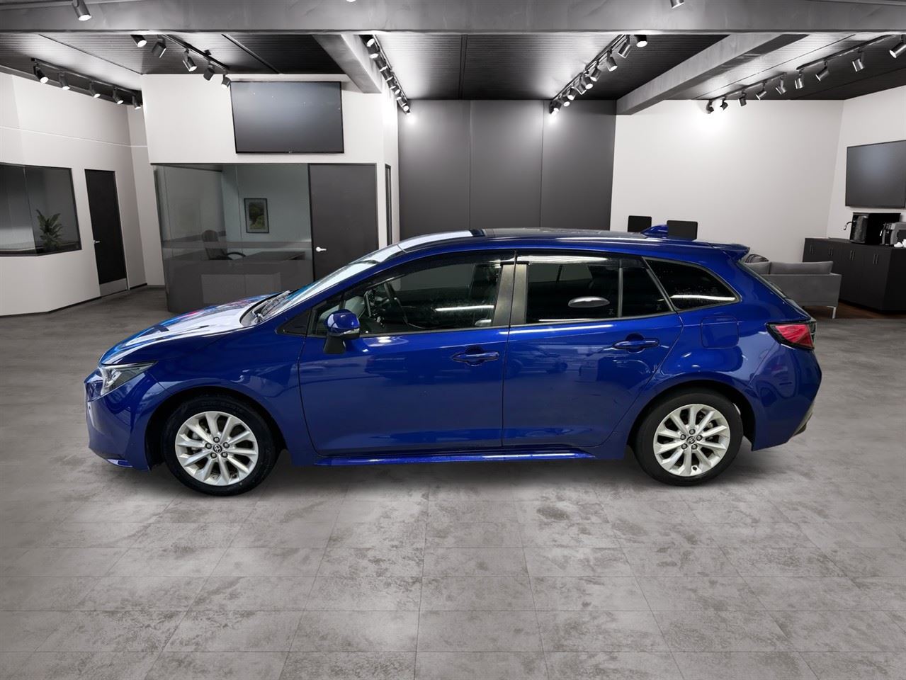 Vehicle image 3