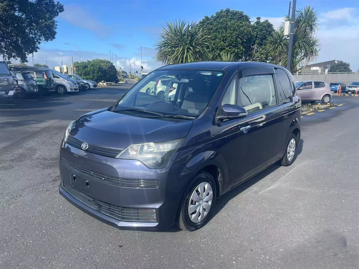 Vehicle image 1
