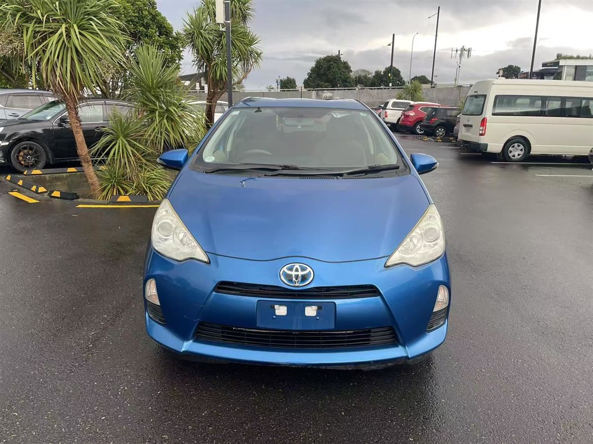 Vehicle image 2