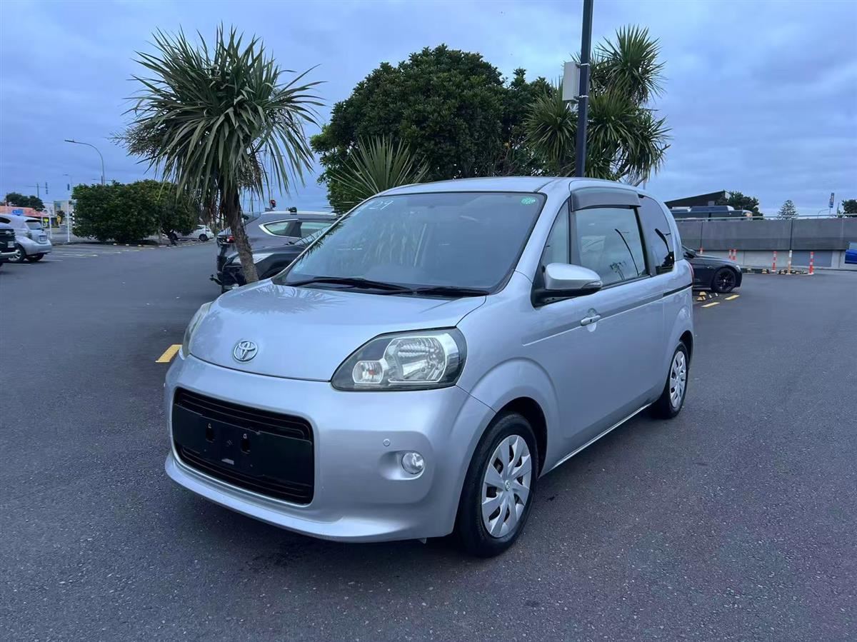 Vehicle image 1