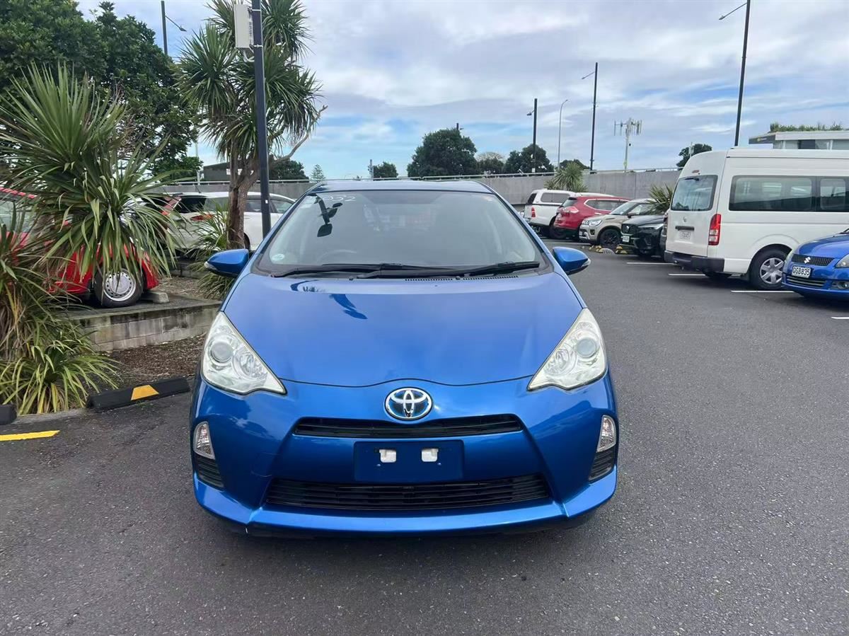 Vehicle image 2