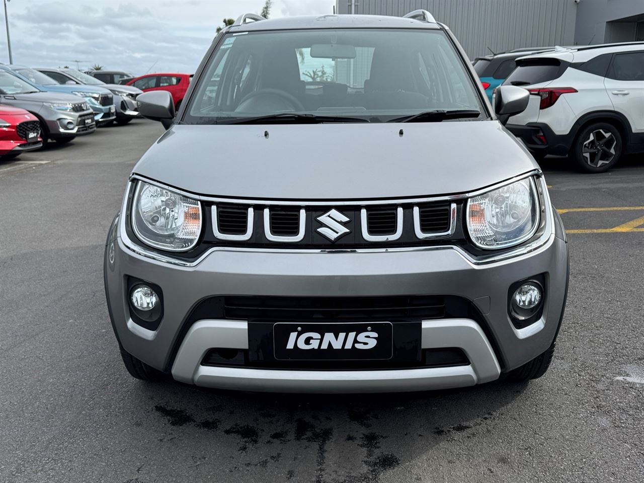 Vehicle image 3