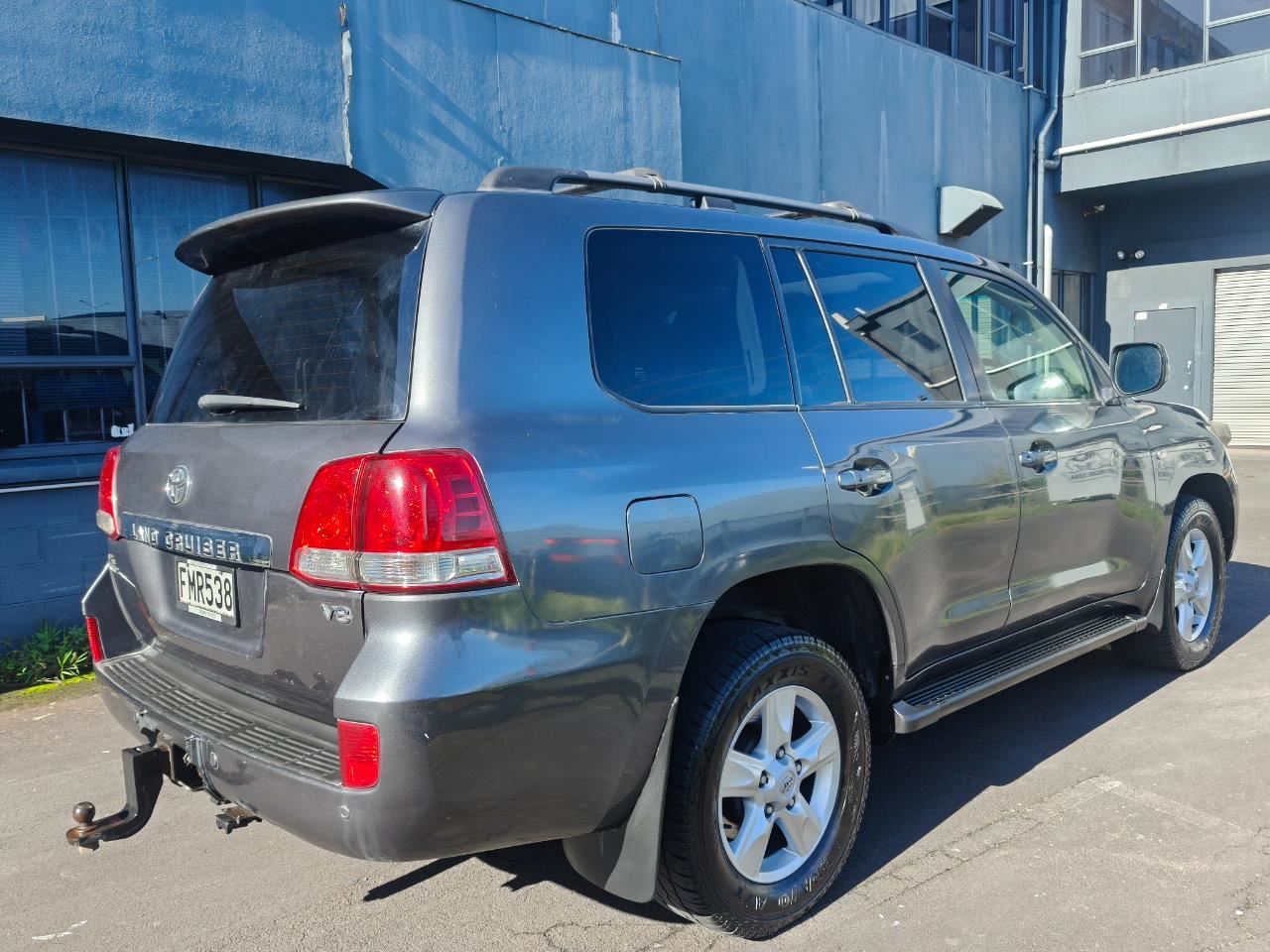Vehicle image 4