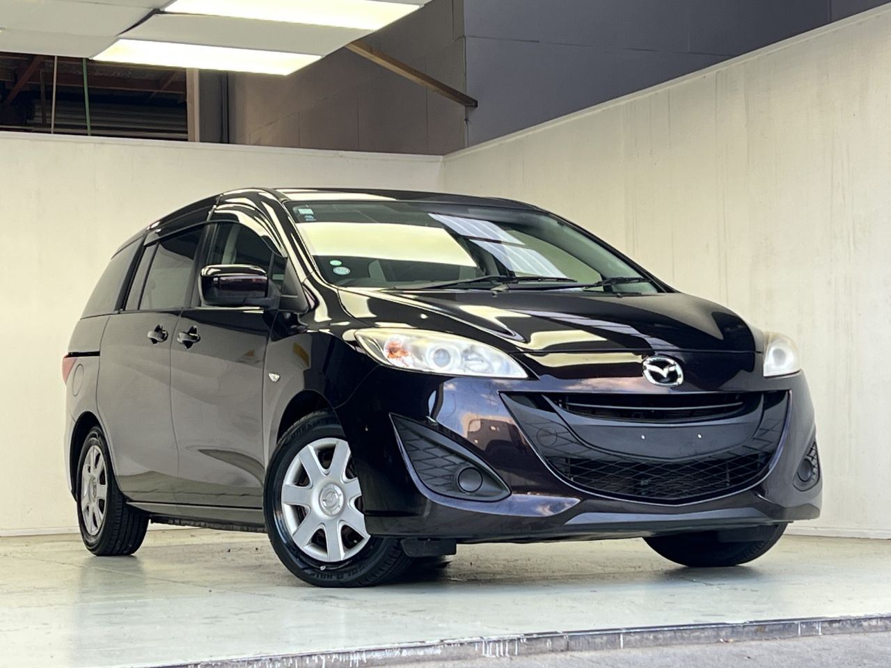 Vehicle image 3