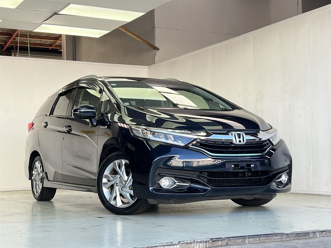 Vehicle image 3