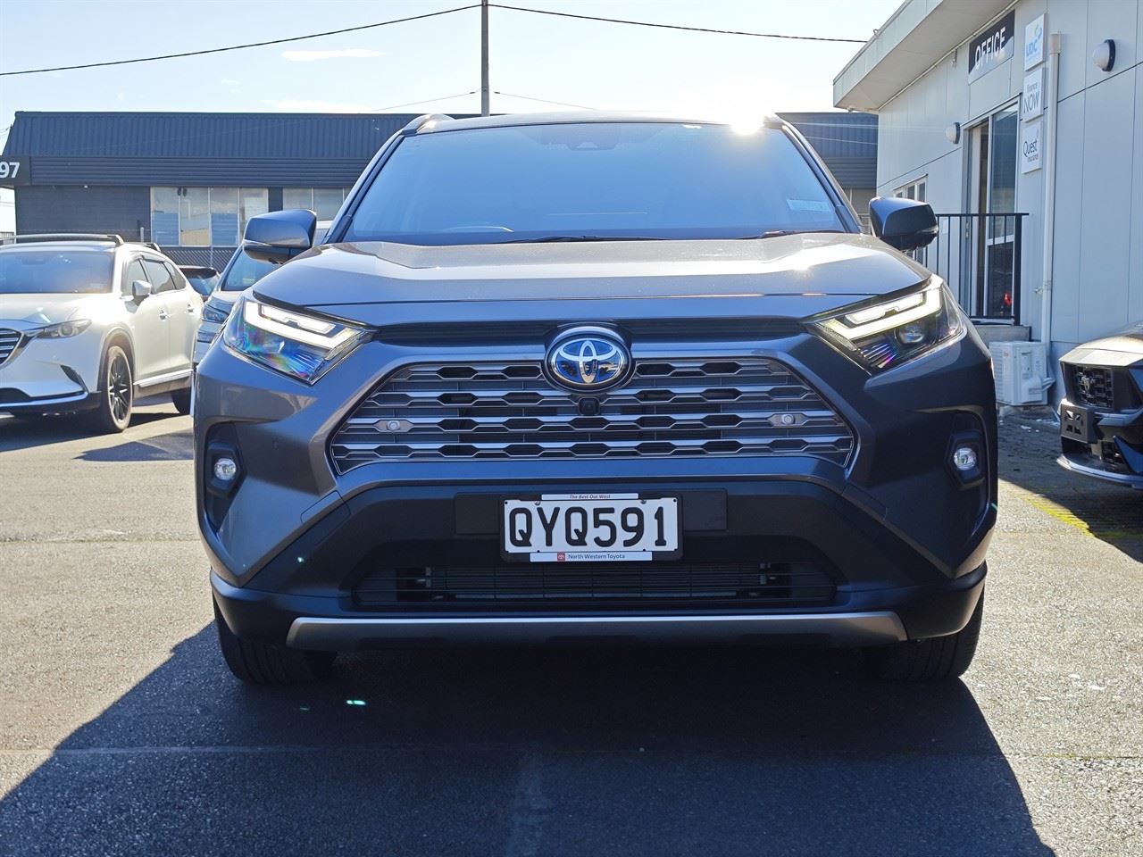 Vehicle image 3