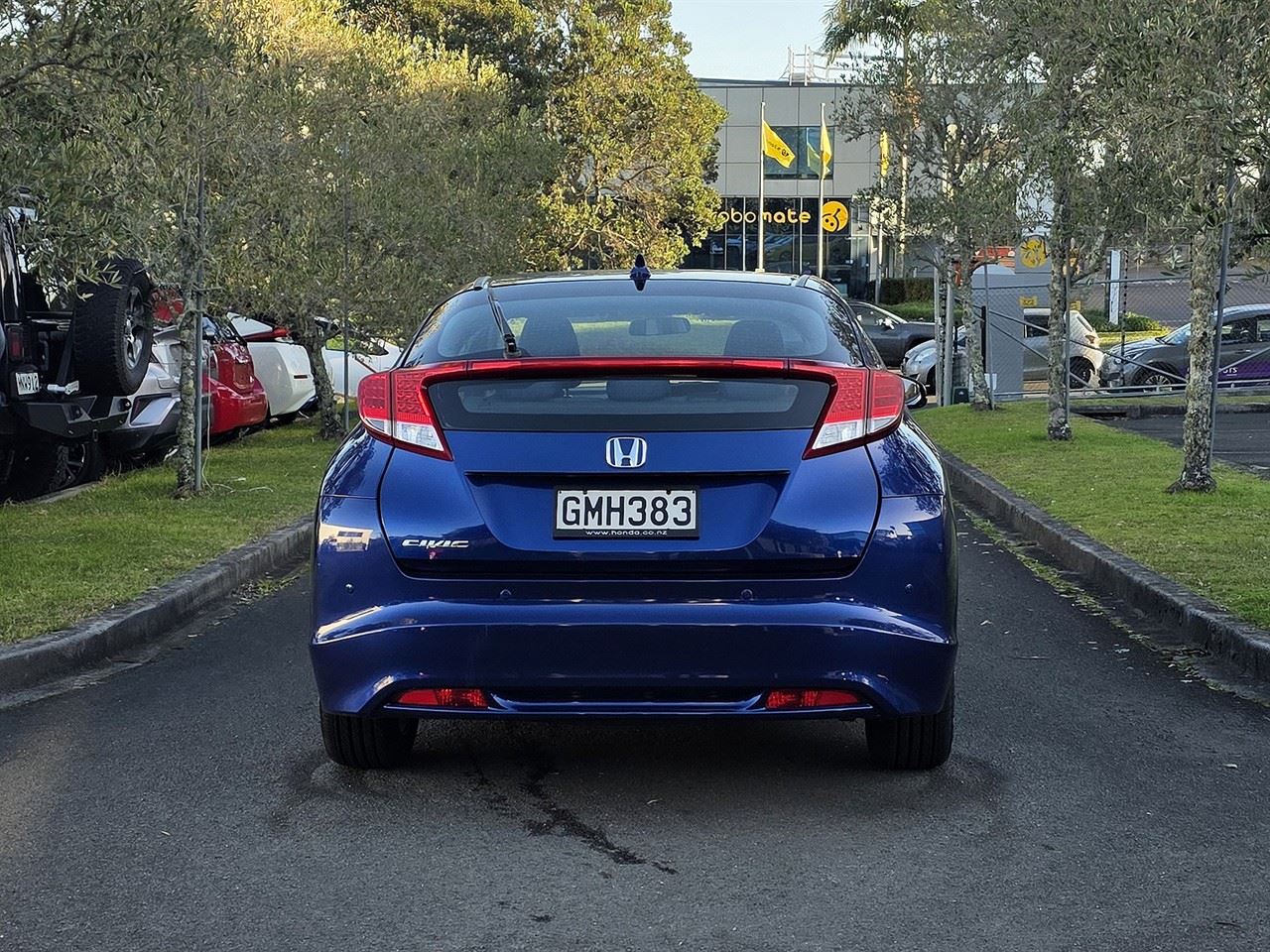 Vehicle image 5
