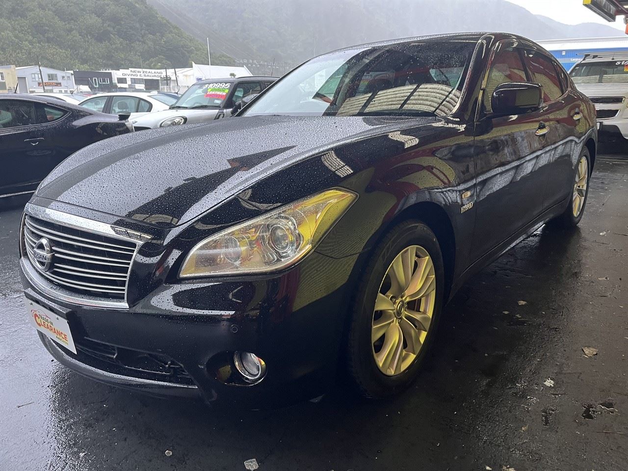 Vehicle image 3