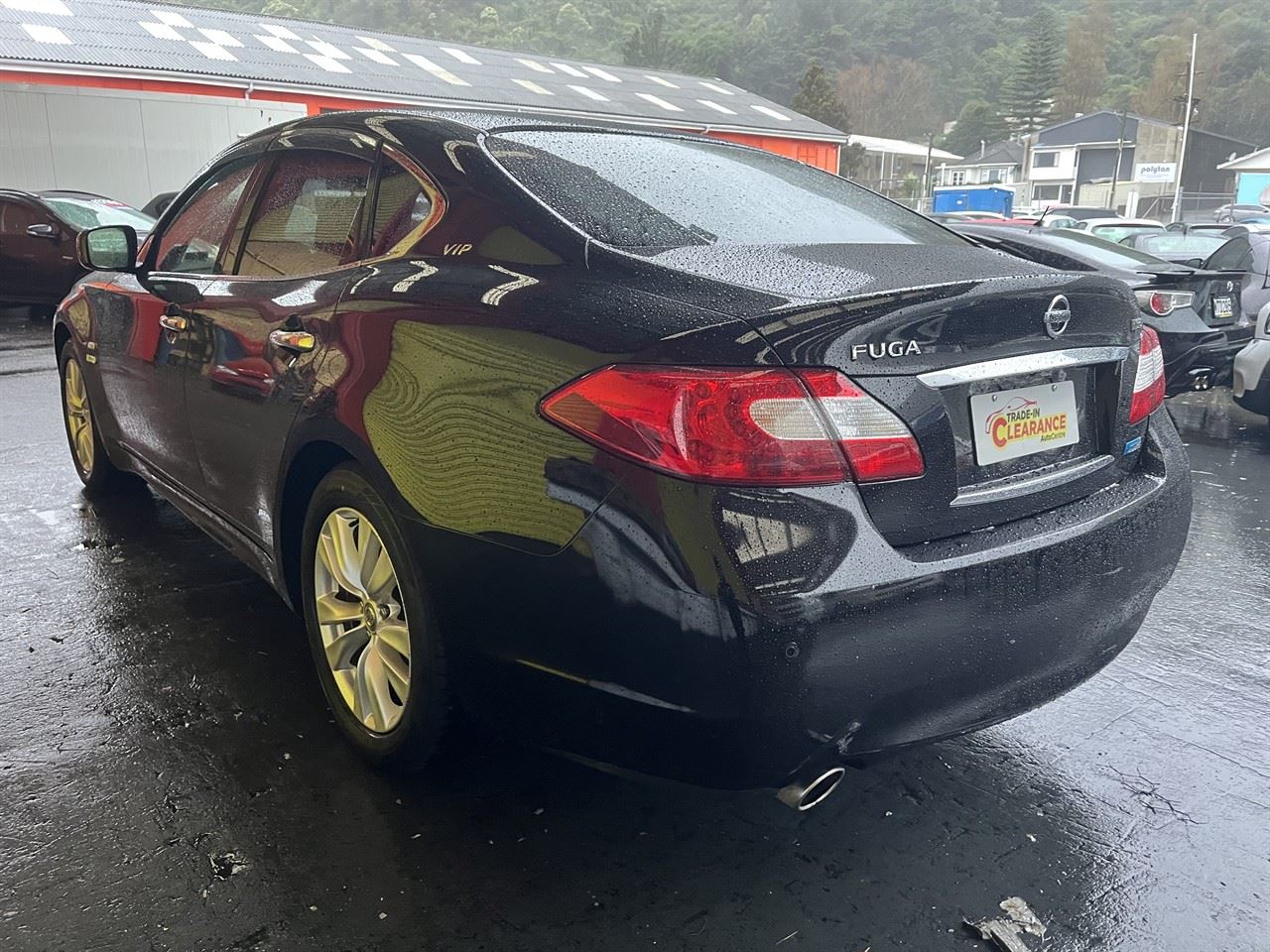 Vehicle image 4