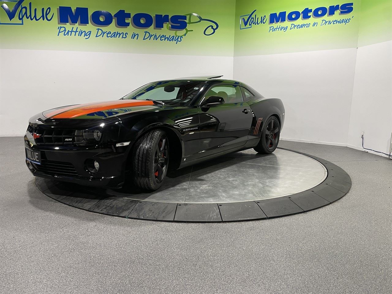 Vehicle image 3