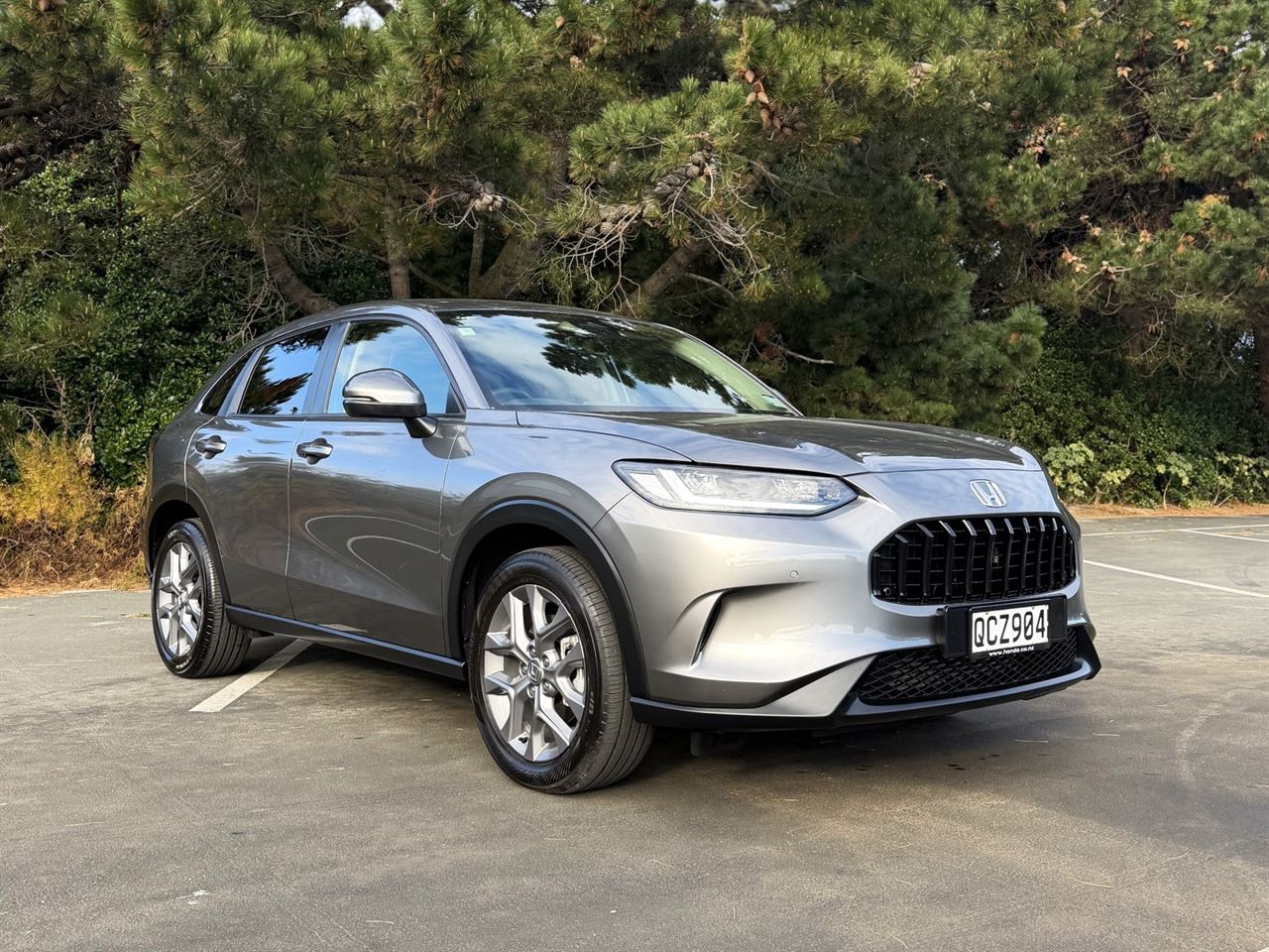 Vehicle image 3