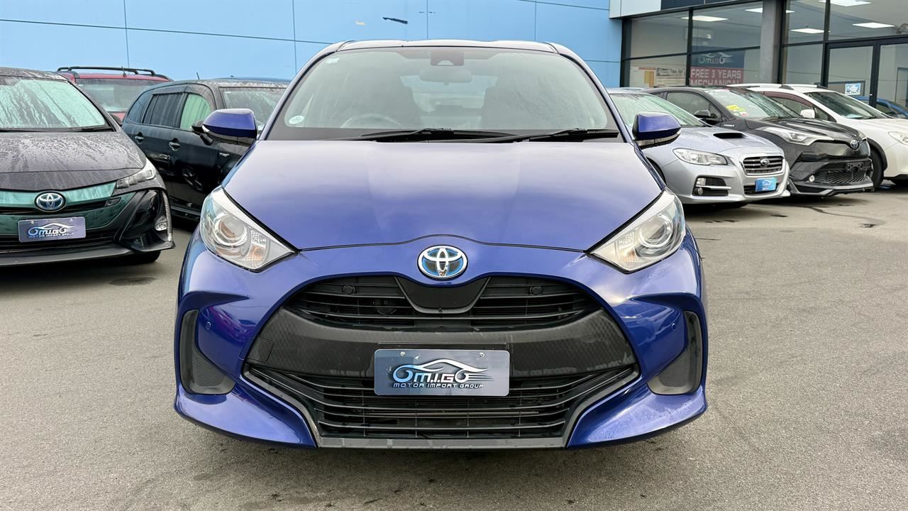 Vehicle image 3
