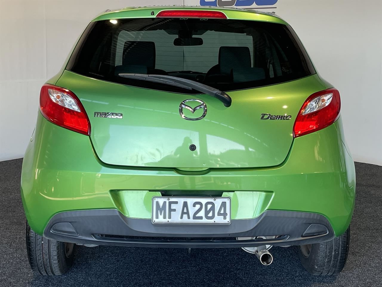 Vehicle image 5