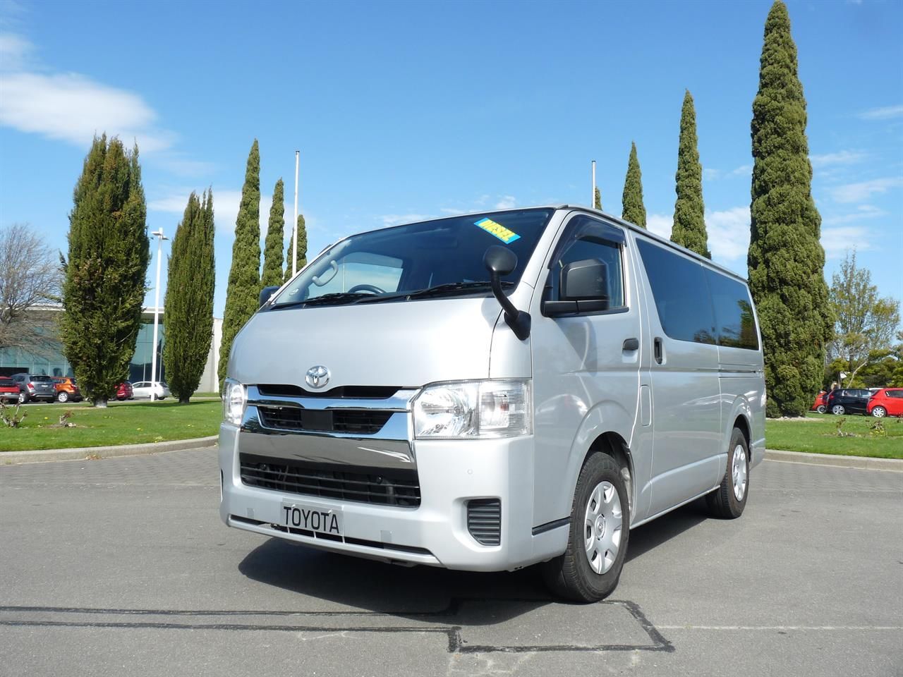 Vehicle image 4