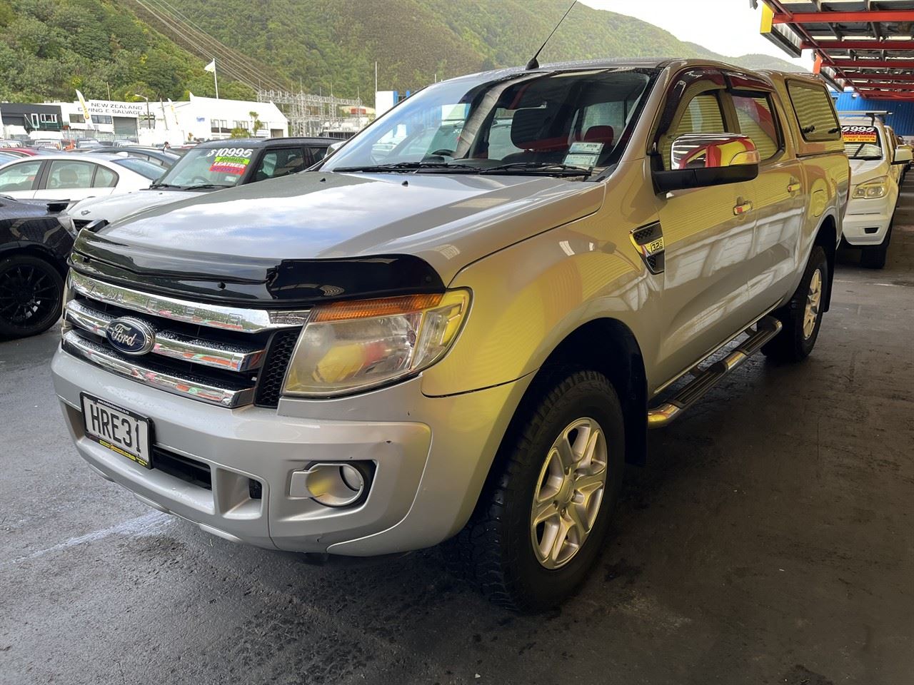 Vehicle image 3