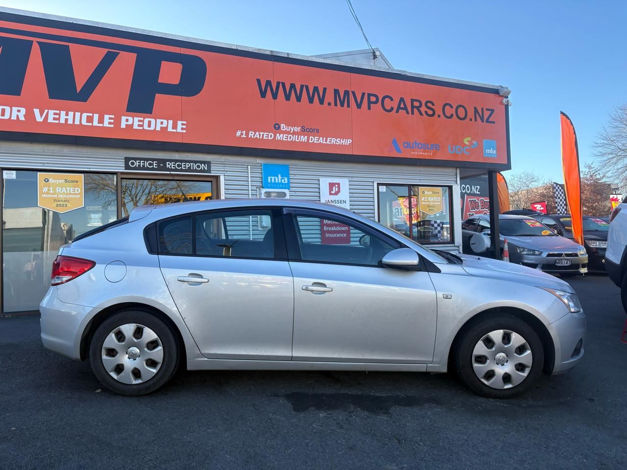 Vehicle image 4