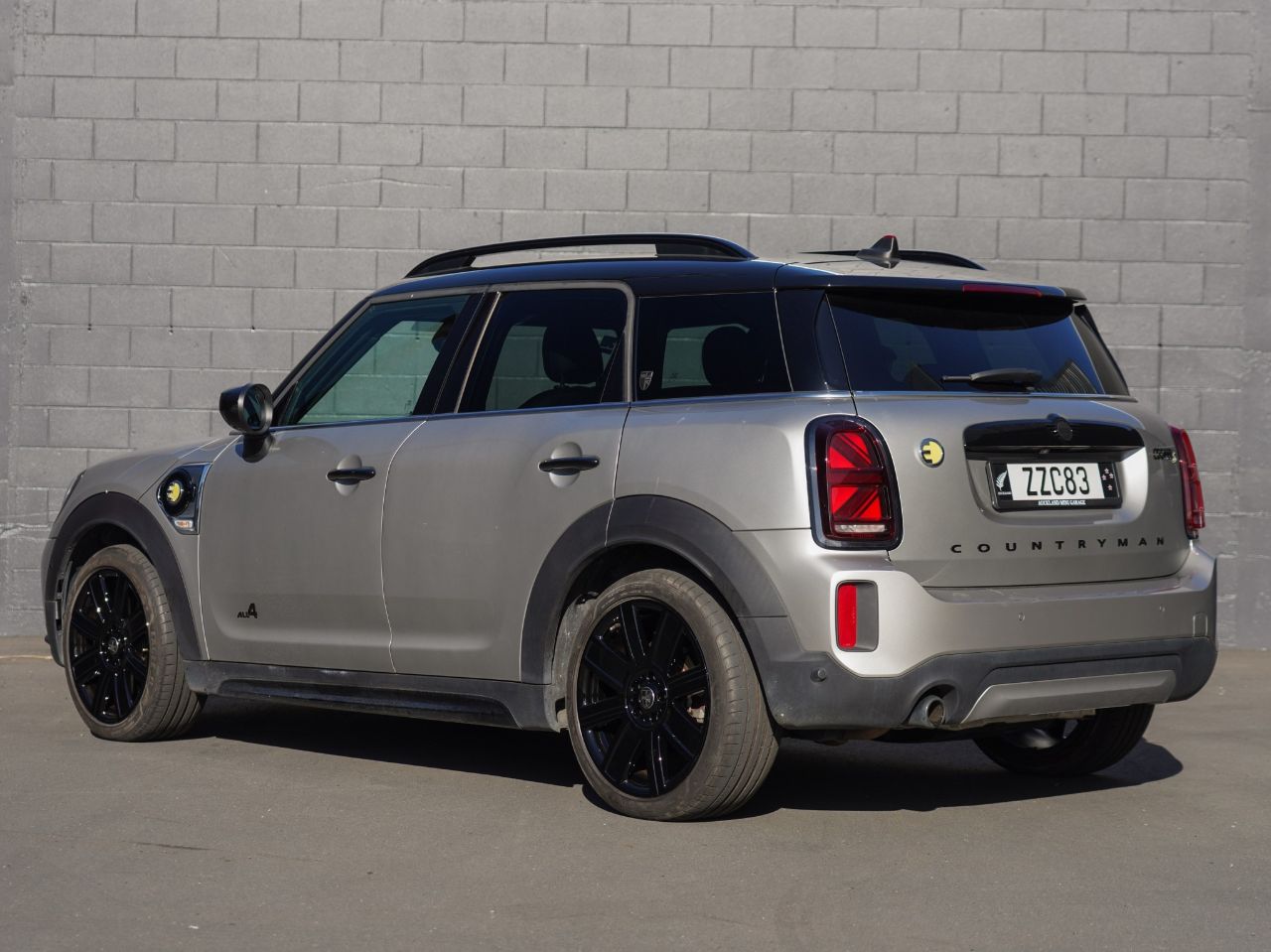 Vehicle image 2
