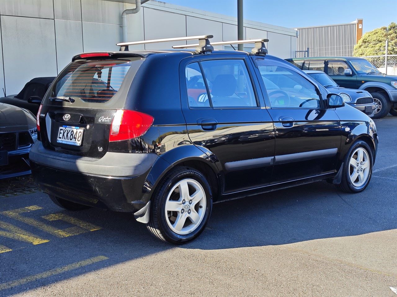 Vehicle image 5