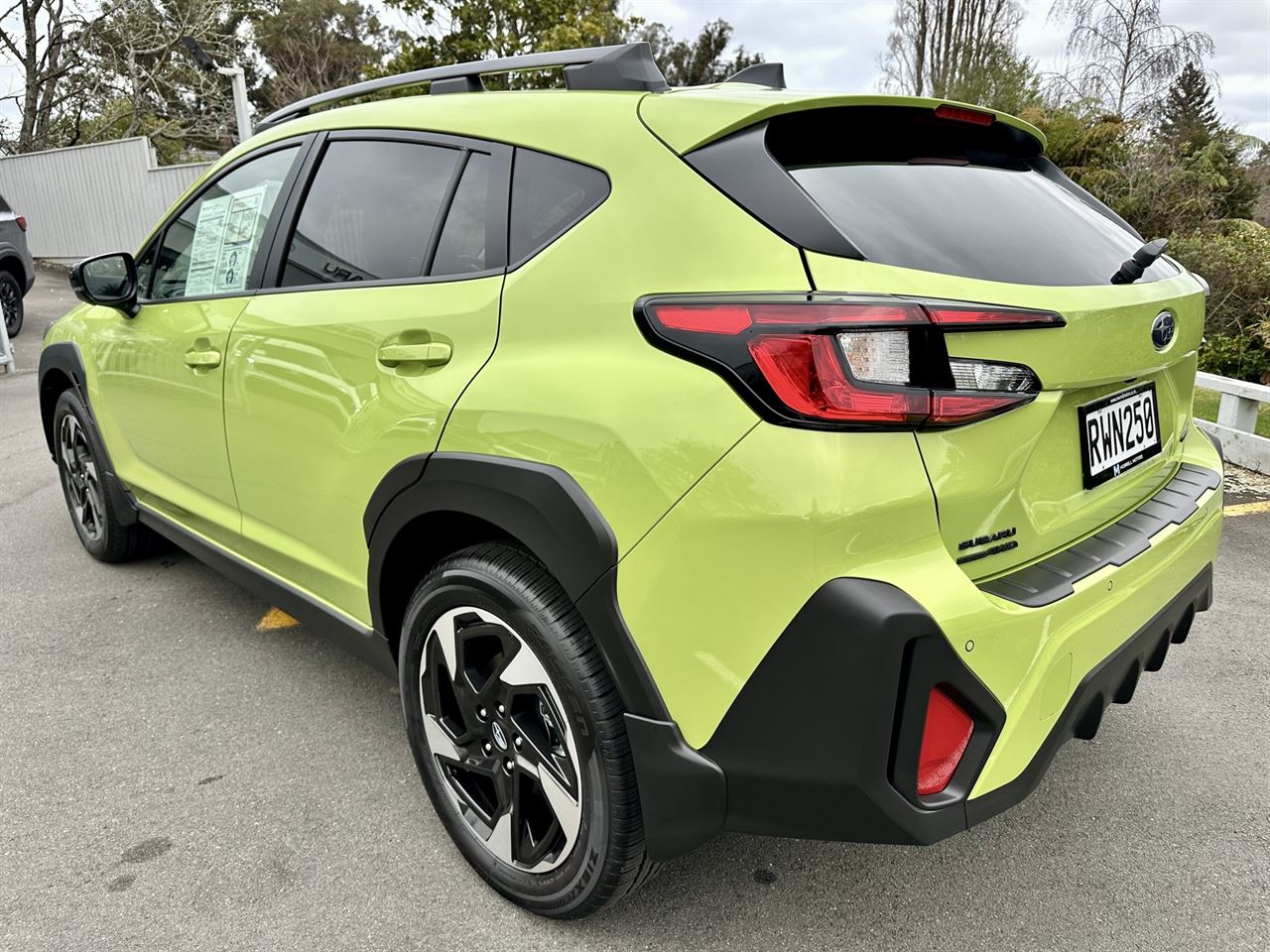 Vehicle image 5