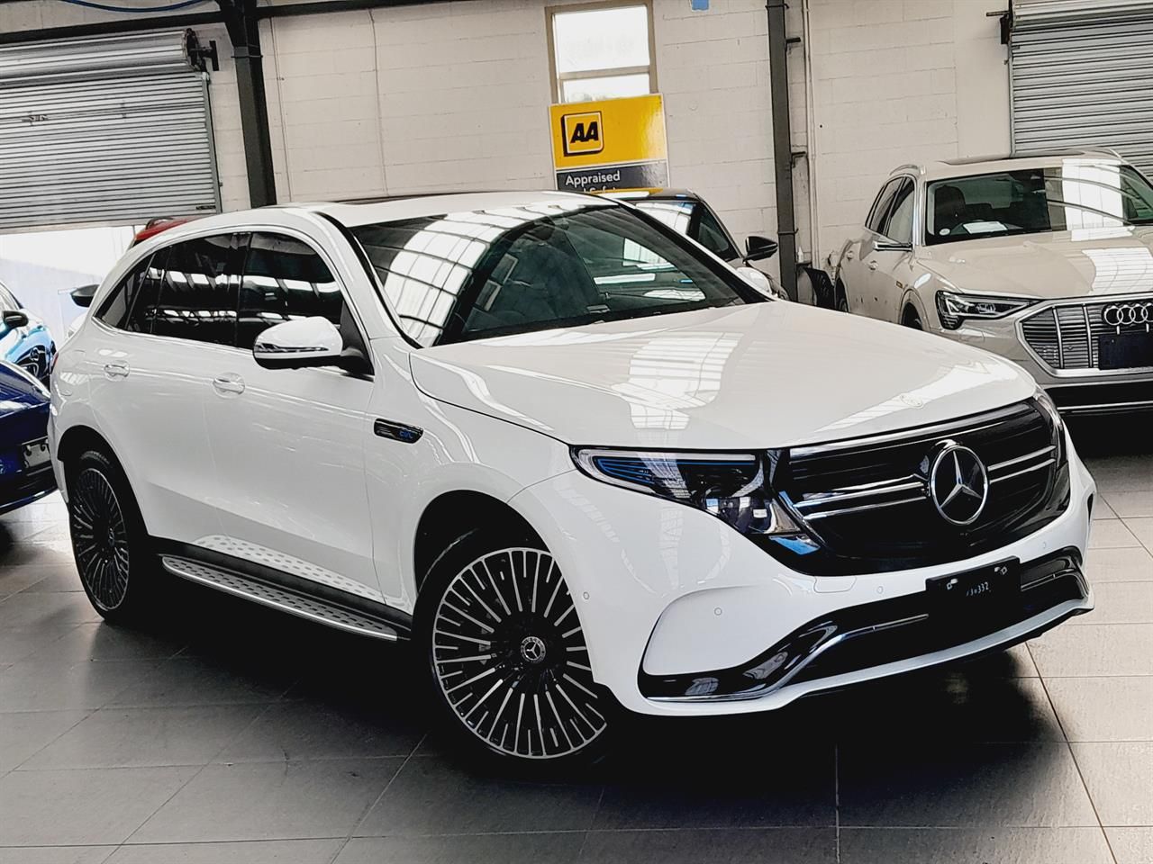 Vehicle image 1
