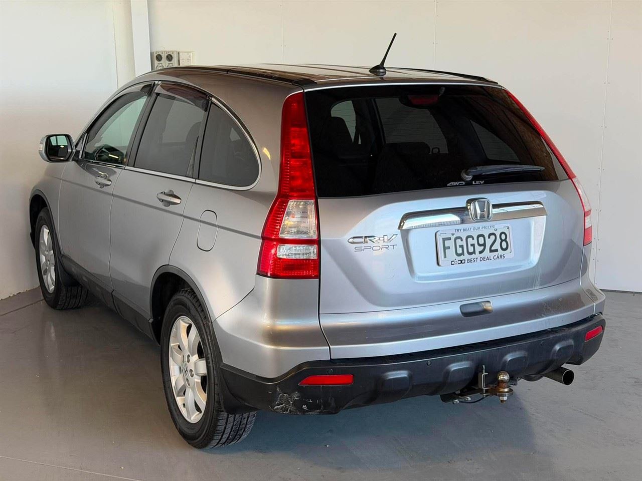 Vehicle image 4