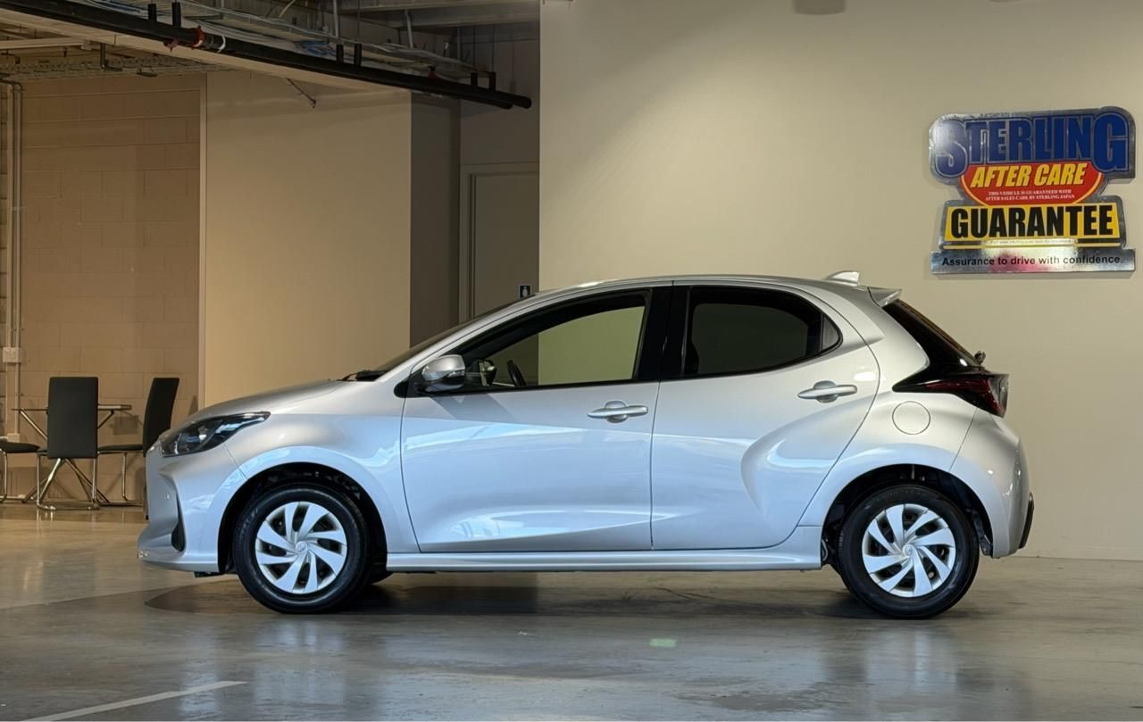 Vehicle image 5