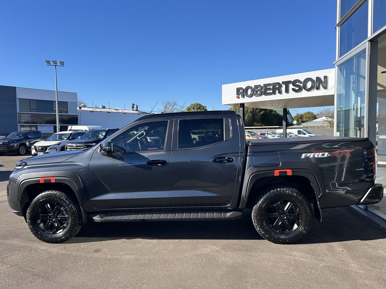 Vehicle image 4
